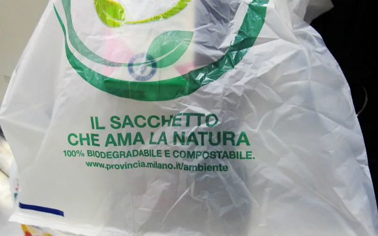 Sacchetto di plastica biodegradabile