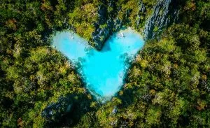 Lago a forma di cuore tutelato dall'Europa per mantenere la biodiversità