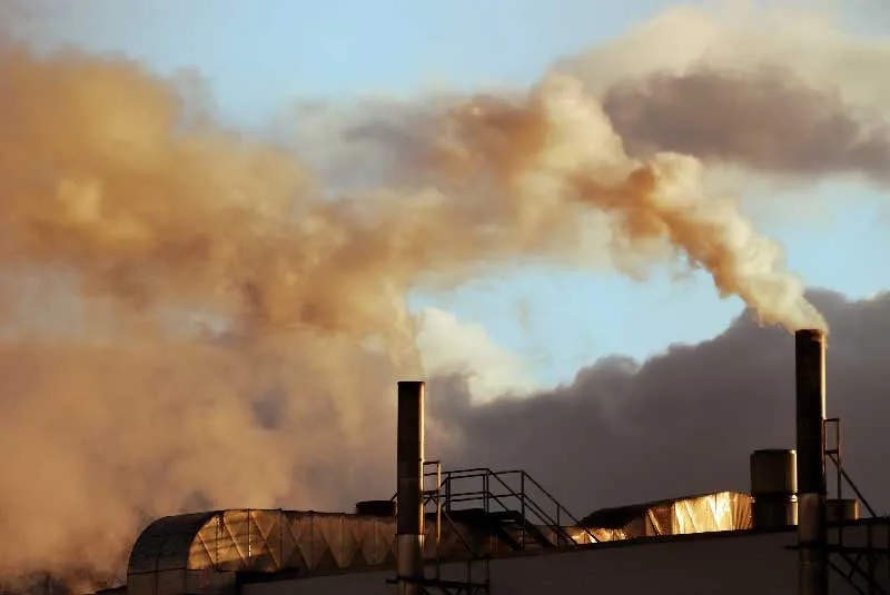 Fabbrica nell'unione Europea che inquina l'aria